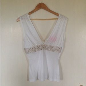 NWT Rebecca Besson cotton v neck front & back top.
